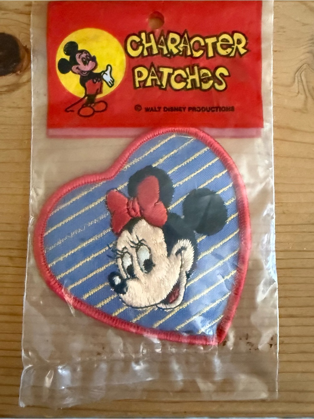 NEW 1980's Walt Disney Productions Embroidered Minnie Heart Character Patch 3x3